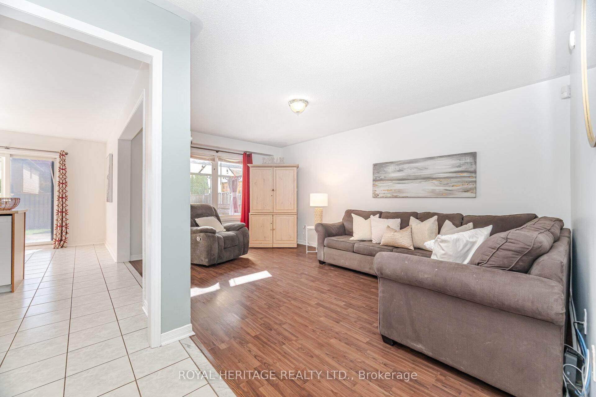 Photo 4 of 170 Madden Place, Clarington, Bowmanville — HOMEH