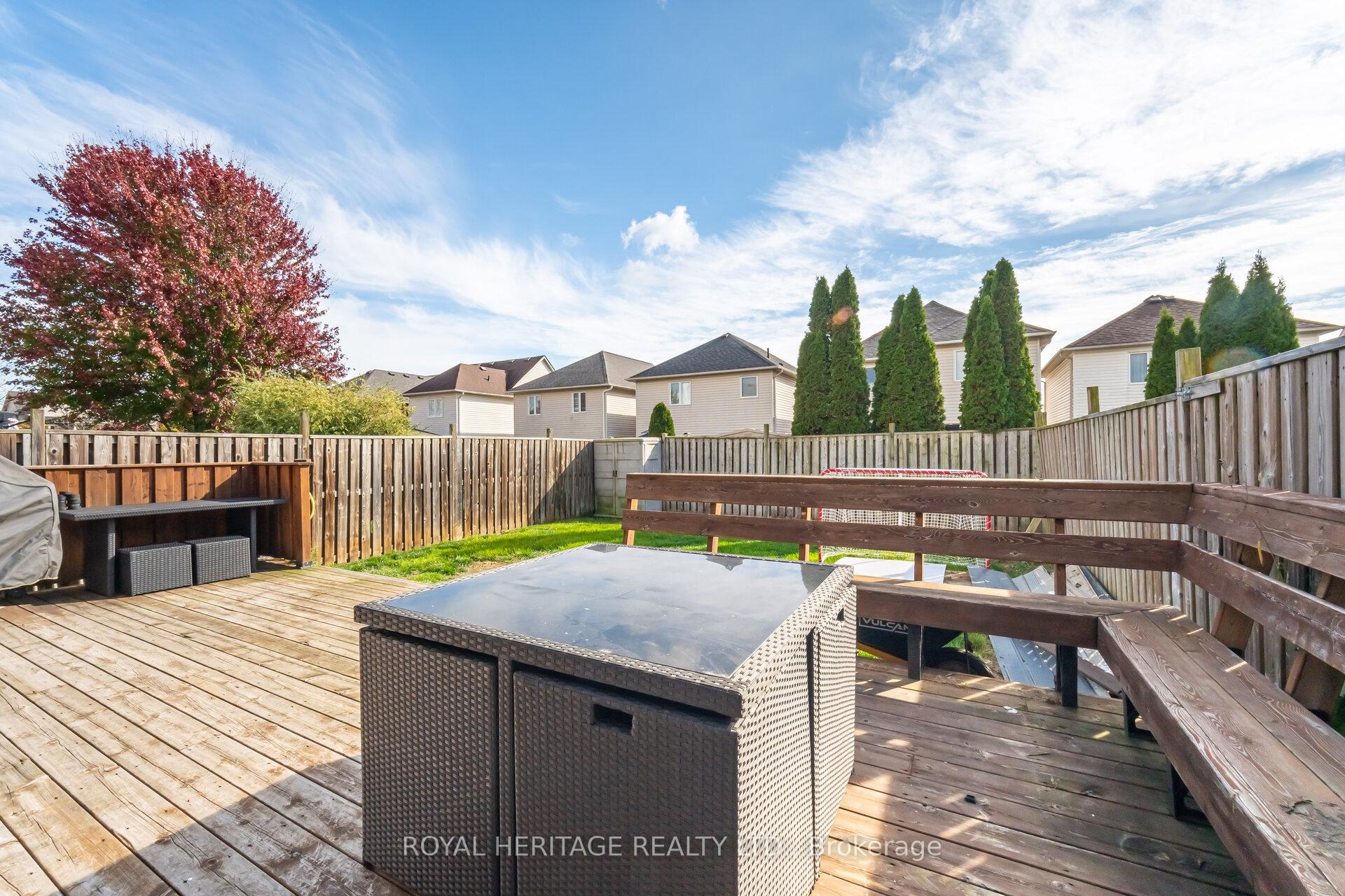 Photo 20 of 170 Madden Place, Clarington, Bowmanville — HOMEH