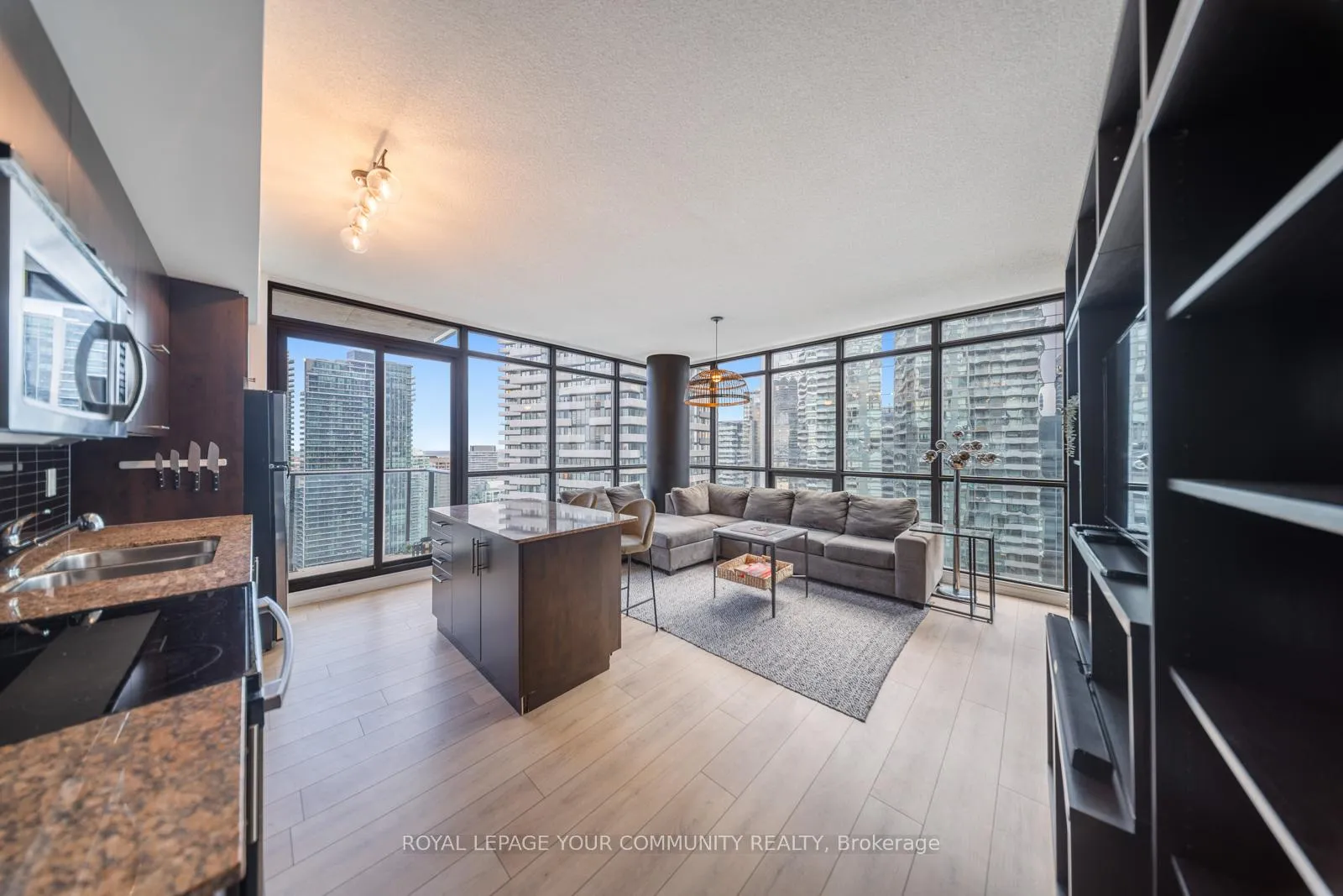 Photo 8 of Unit 3407, 55 Bremner Boulevard, Toronto, Waterfront Communities — HOMEH