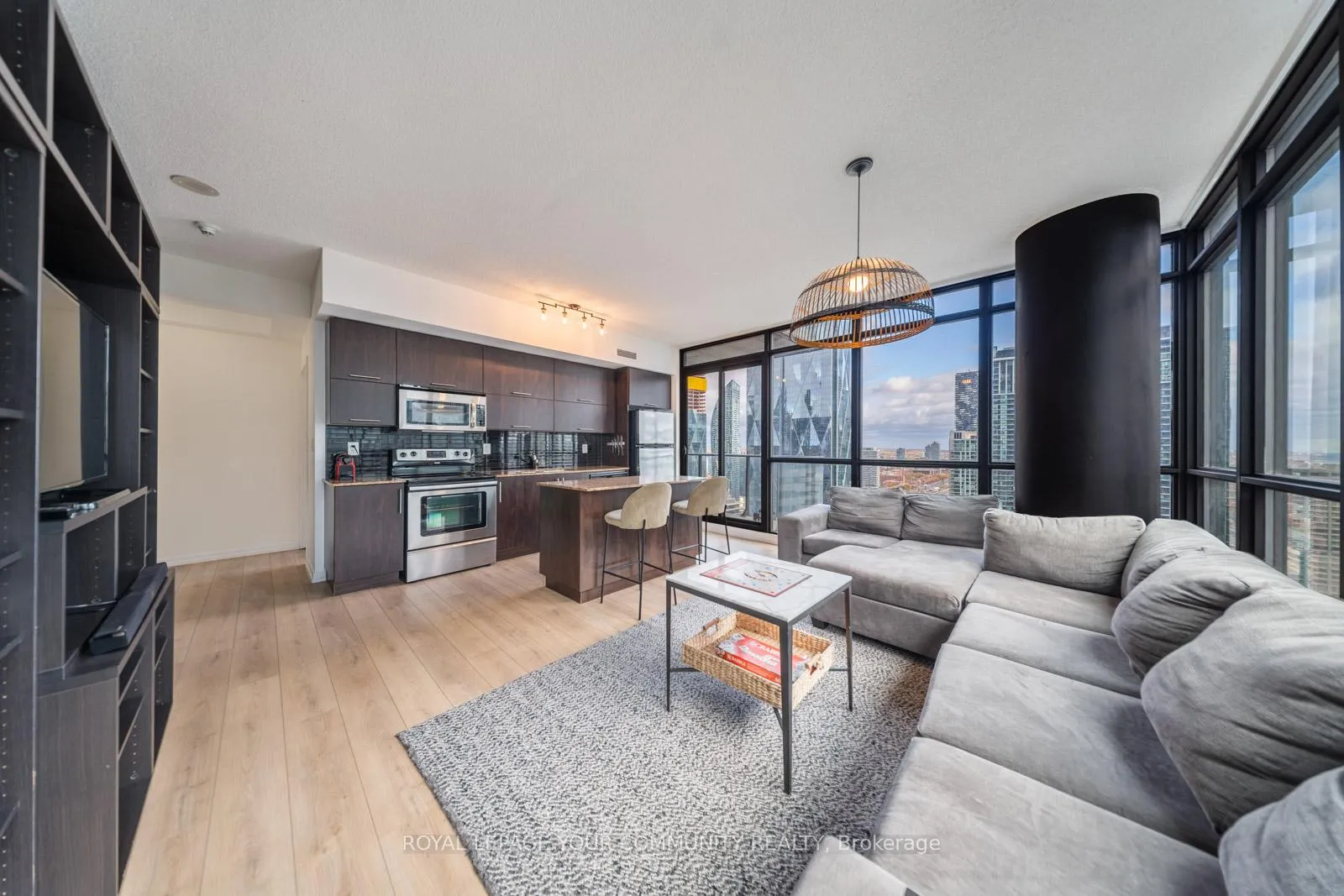 Photo 9 of Unit 3407, 55 Bremner Boulevard, Toronto, Waterfront Communities — HOMEH