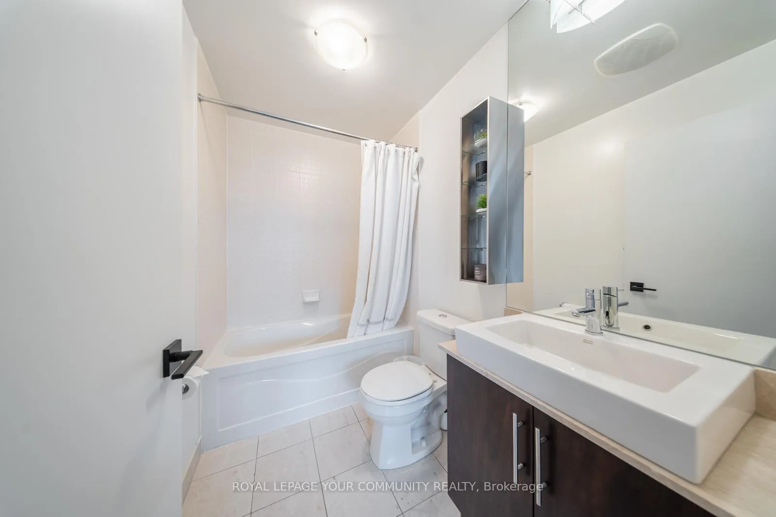 Photo 25 of Unit 3407, 55 Bremner Boulevard, Toronto, Waterfront Communities — HOMEH