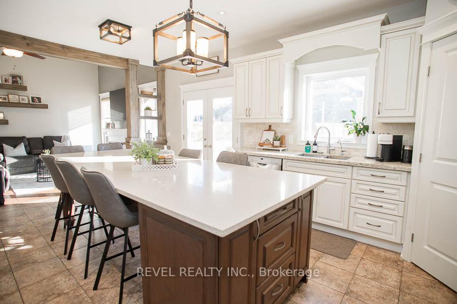Photo 13 of 20 Wingrove Woods, Brant, Burford — HOMEH