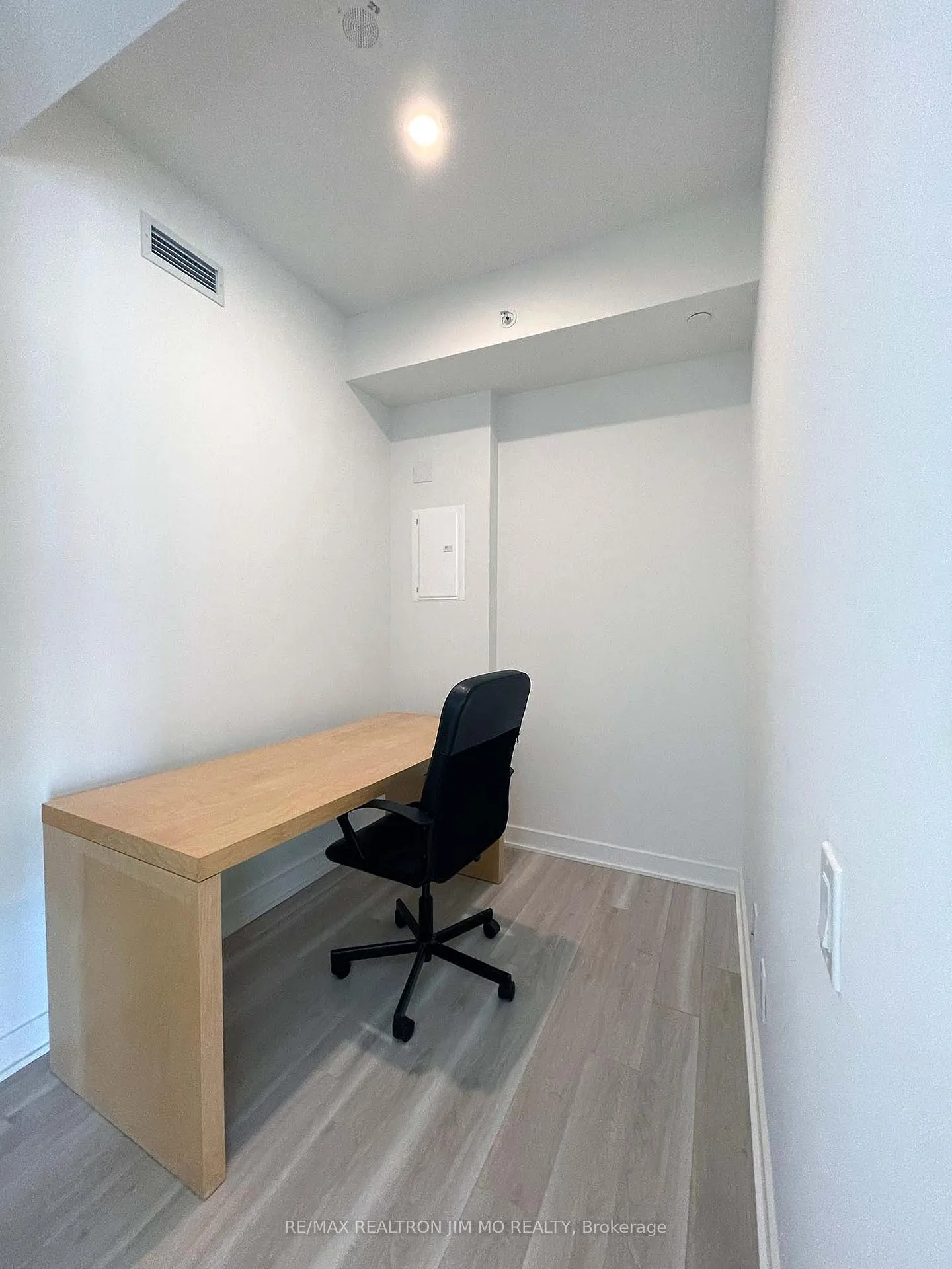 Photo 12 of Unit 1201, 17 Bathurst Street, Toronto, Waterfront Communities — HOMEH