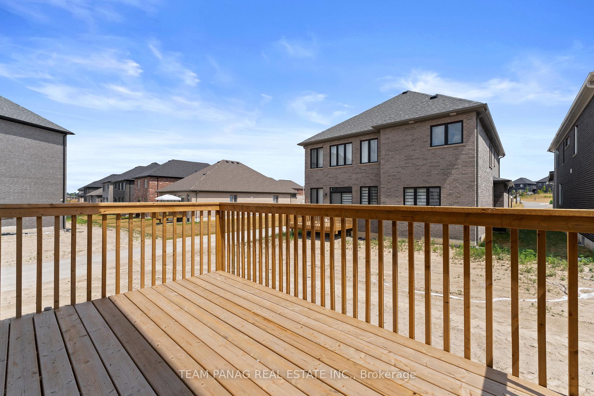 Photo 44 of 5 Winery Way, Barrie, Rural Barrie Southeast — HOMEH
