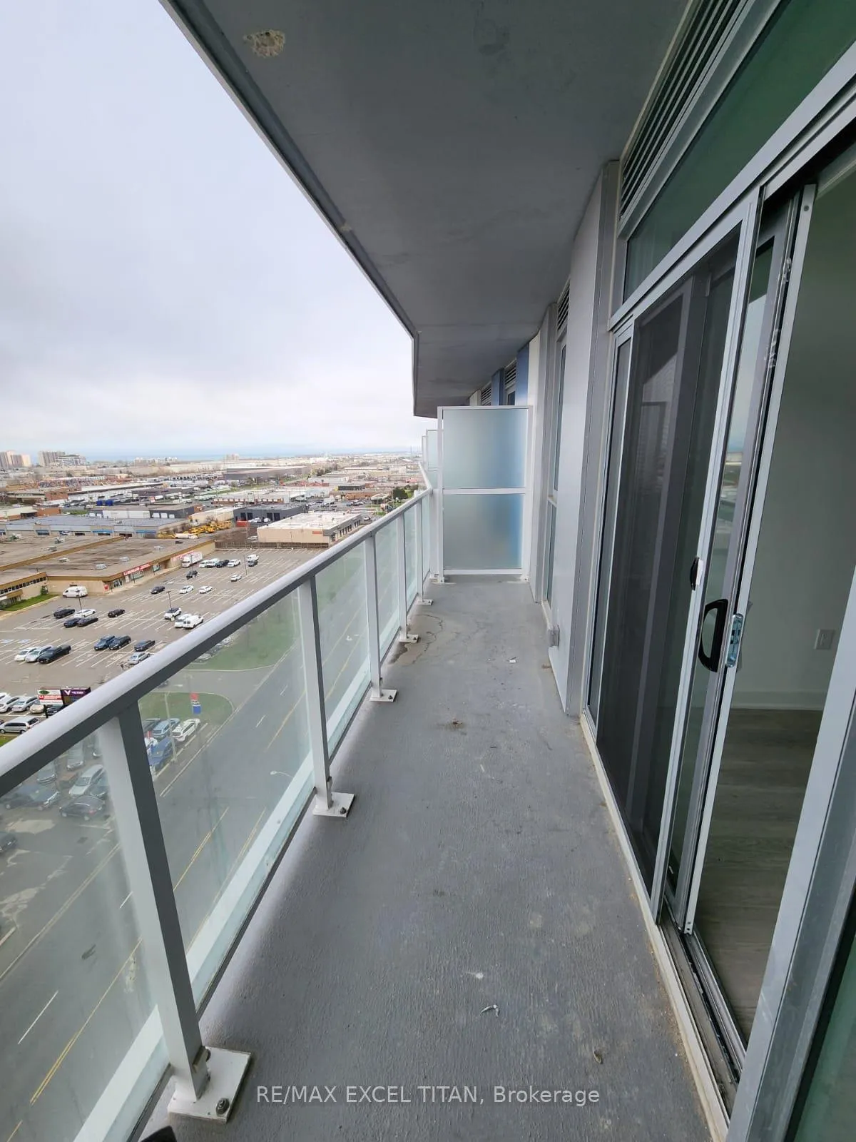 Photo 13 of Unit 1113, 2782 Barton Street, Hamilton, Riverdale — HOMEH