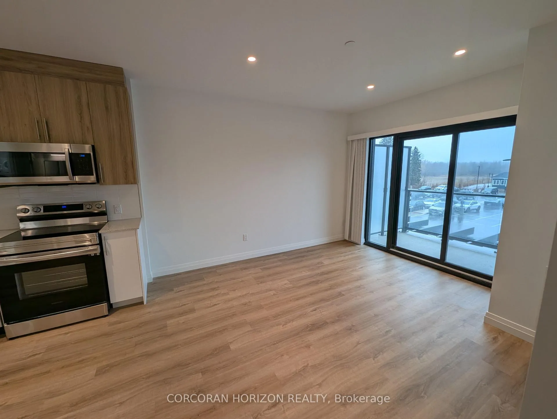 Photo 6 of Unit 218, 525 New Dundee Road, Kitchener — HOMEH