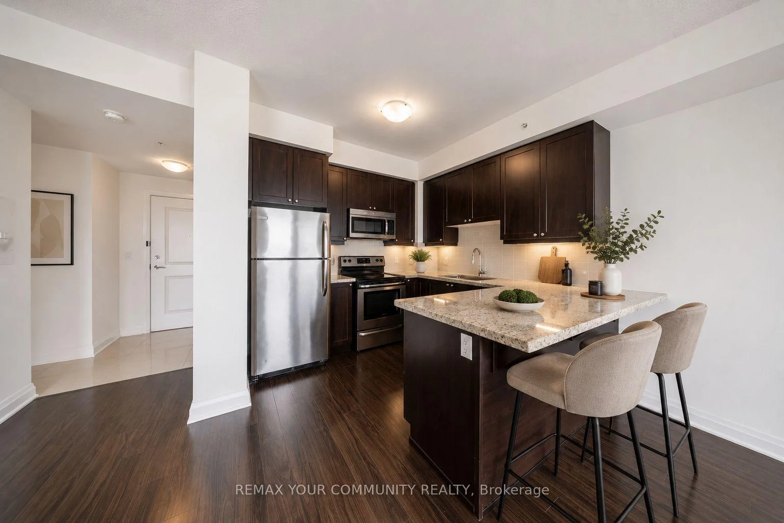 Photo 1 of Unit 315, 24 Woodstream Boulevard, Vaughan, Vaughan Grove — HOMEH