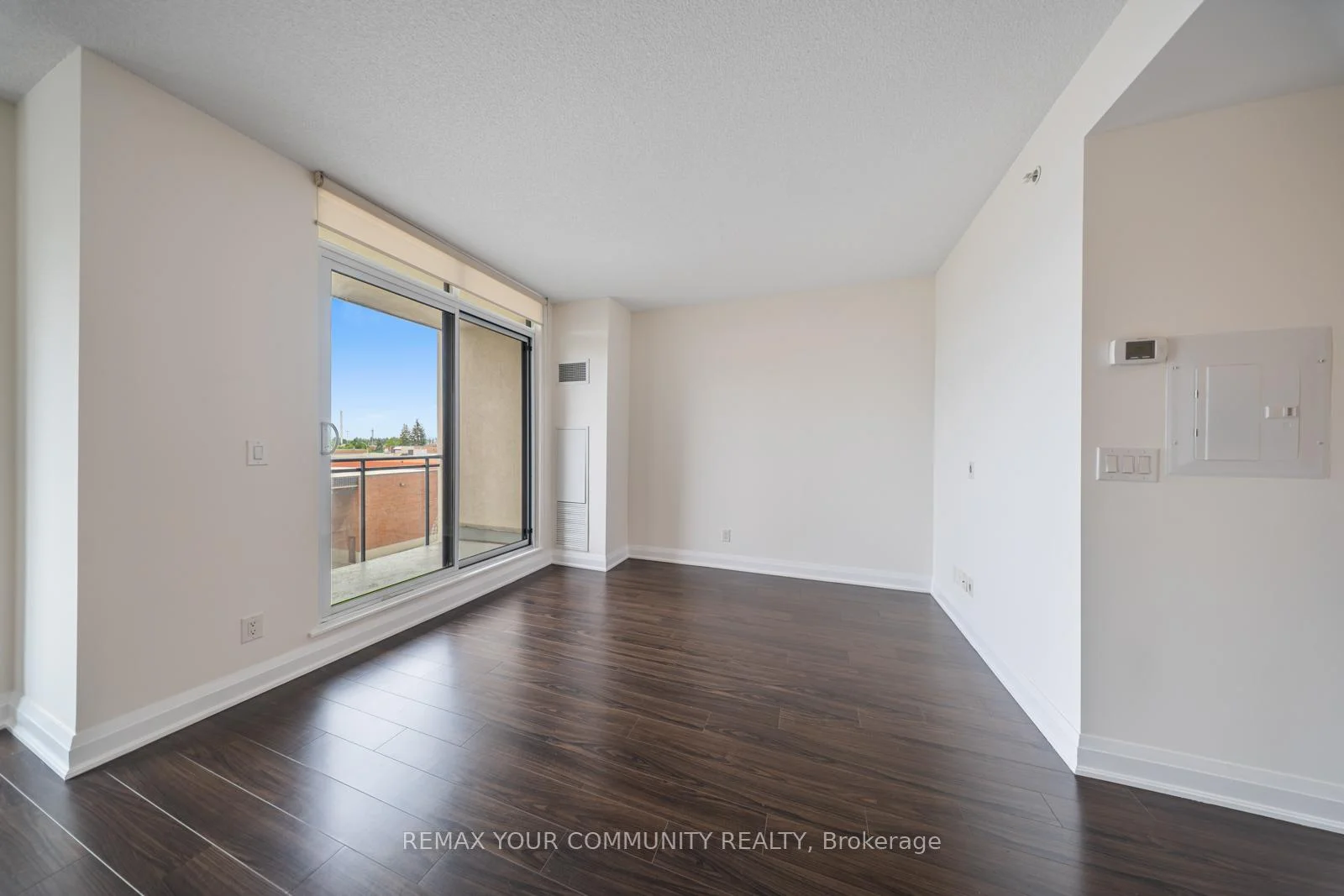 Photo 45 of Unit 315, 24 Woodstream Boulevard, Vaughan, Vaughan Grove — HOMEH