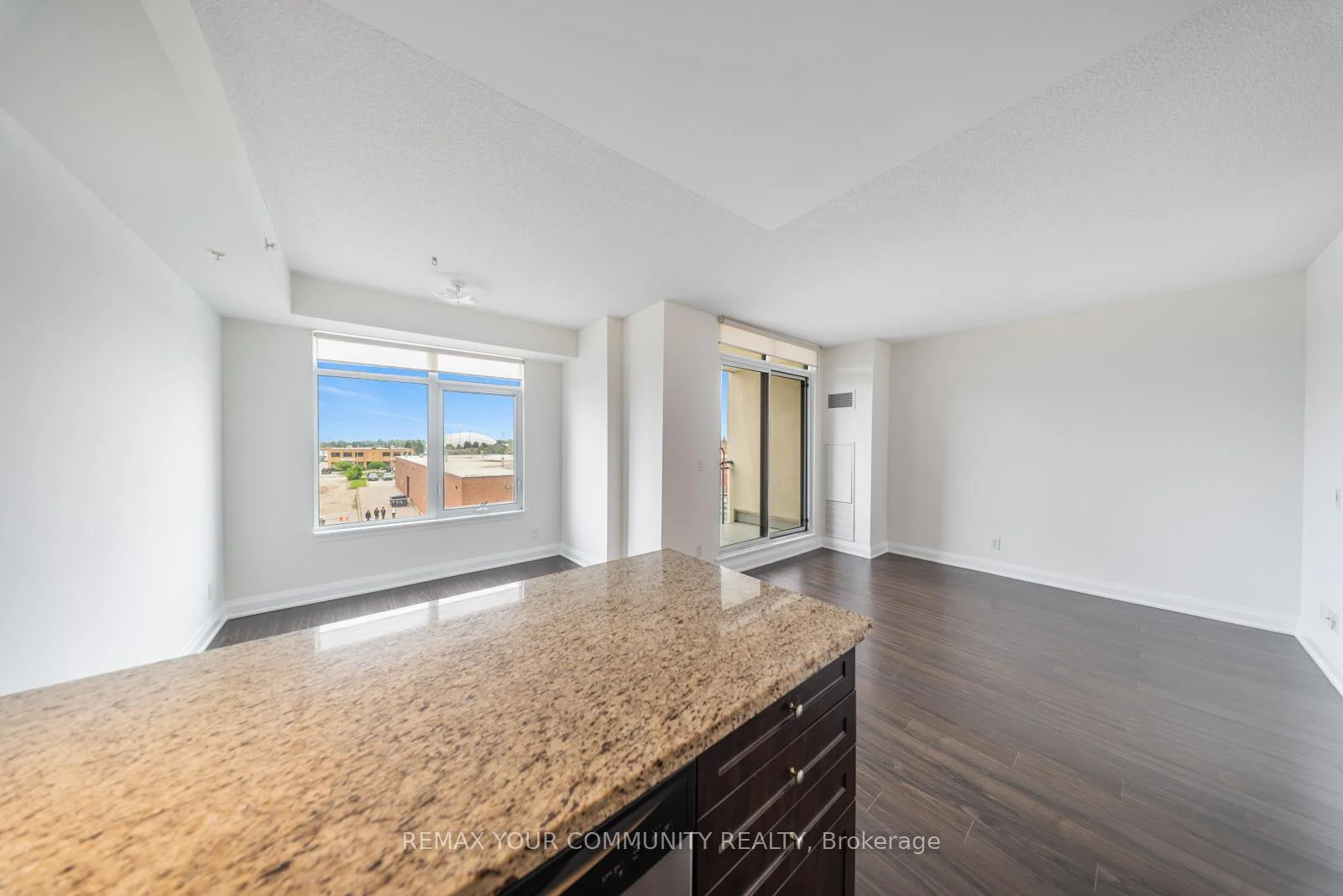 Photo 53 of Unit 315, 24 Woodstream Boulevard, Vaughan, Vaughan Grove — HOMEH