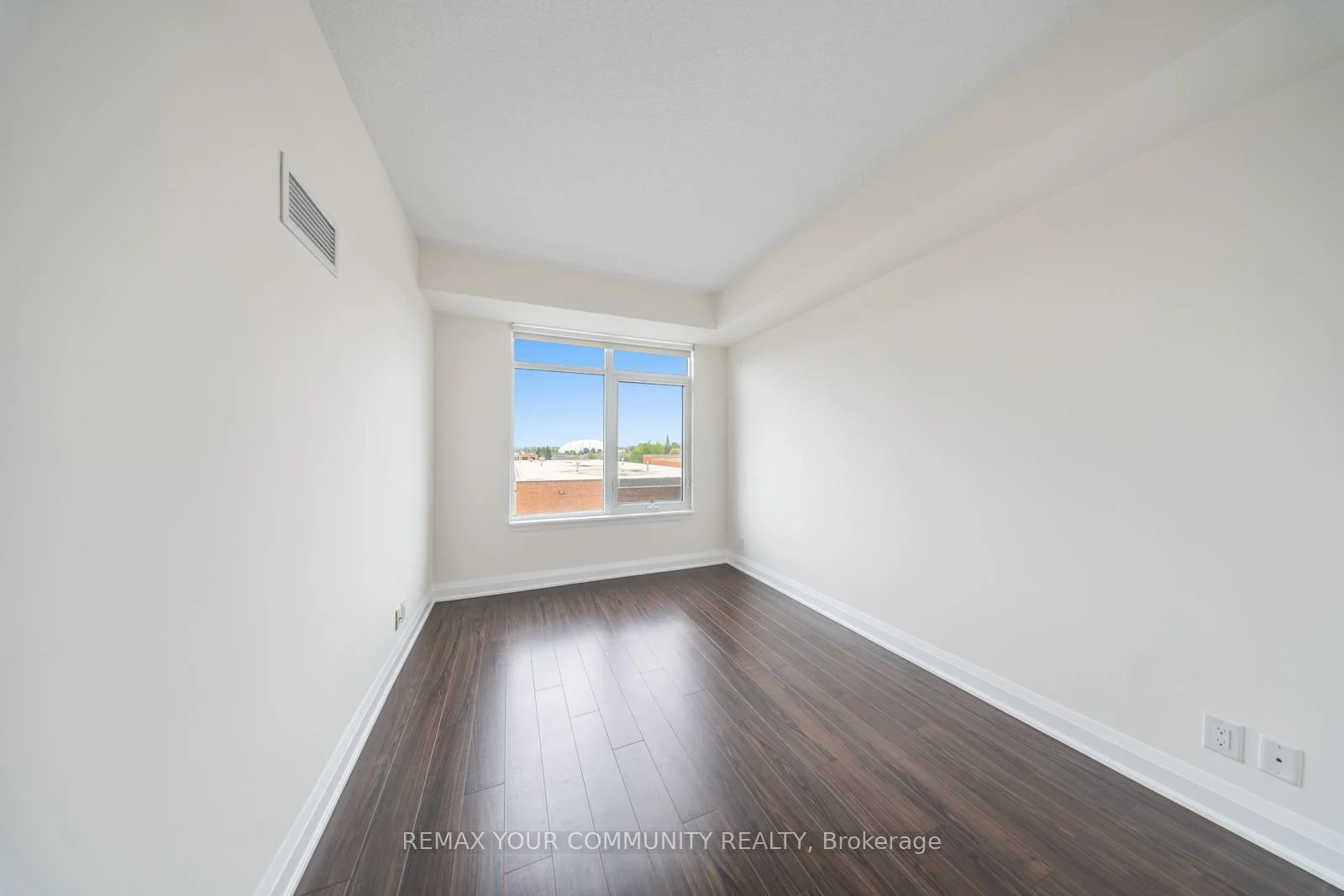 Photo 59 of Unit 315, 24 Woodstream Boulevard, Vaughan, Vaughan Grove — HOMEH