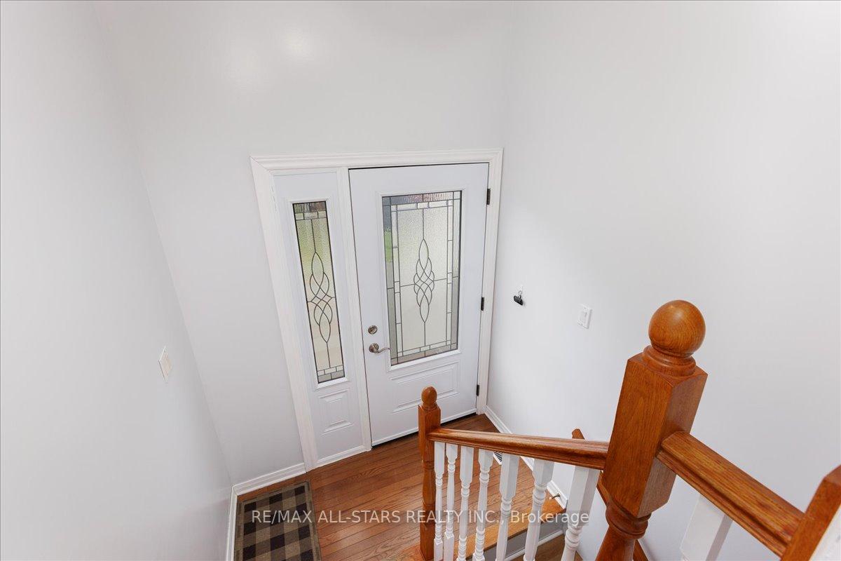 Photo 3 of 166 Silas Boulevard, Georgina, Keswick North — HOMEH