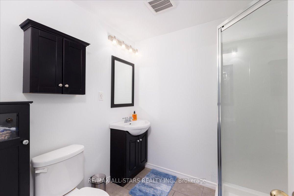 Photo 8 of 166 Silas Boulevard, Georgina, Keswick North — HOMEH