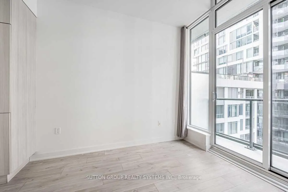 Photo 7 of Unit 817, 576 Front Street, Toronto, Waterfront Communities — HOMEH