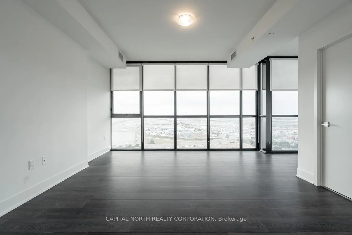 Photo 10 of Unit 1608, 2908 Highway 7, Vaughan, Concord — HOMEH