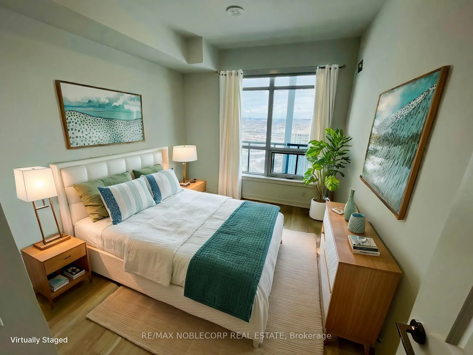 Photo 2 of Unit 2406A, 30 Upper Mall Way, Vaughan, Brownridge — HOMEH