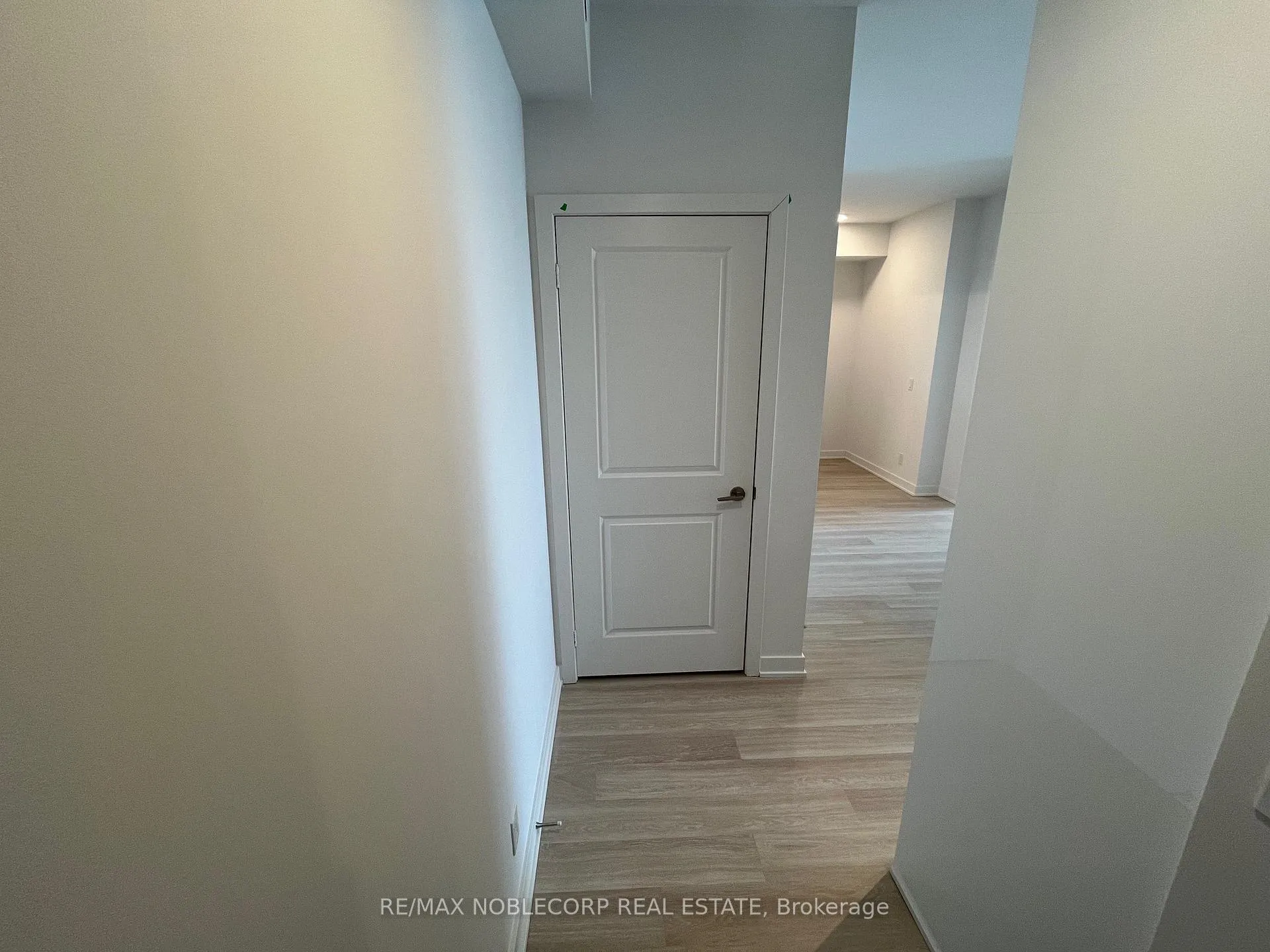 Photo 16 of Unit 2406A, 30 Upper Mall Way, Vaughan, Brownridge — HOMEH
