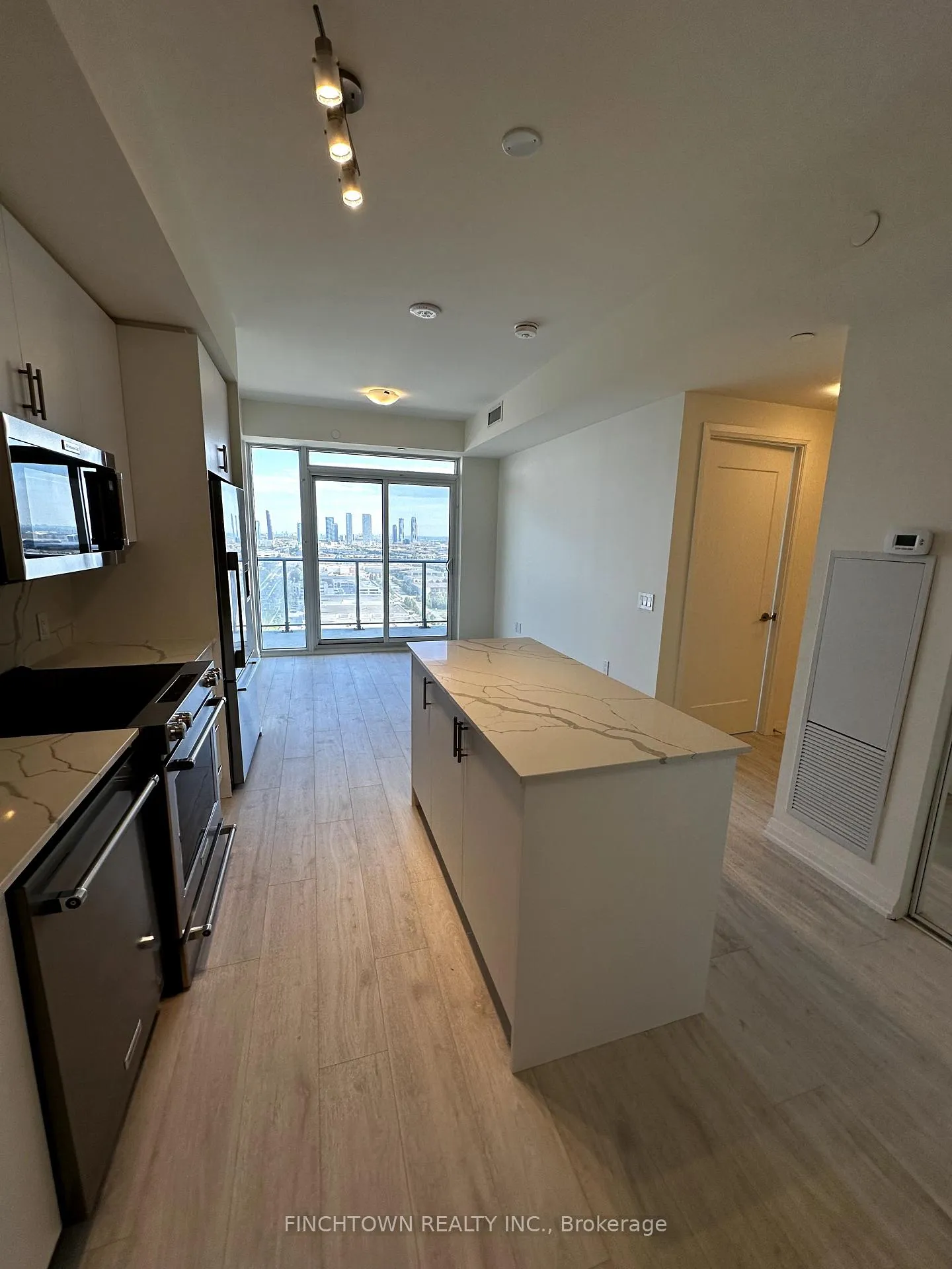 Photo 9 of Unit 2323, 8960 Jane Street, Vaughan, Vellore Village — HOMEH