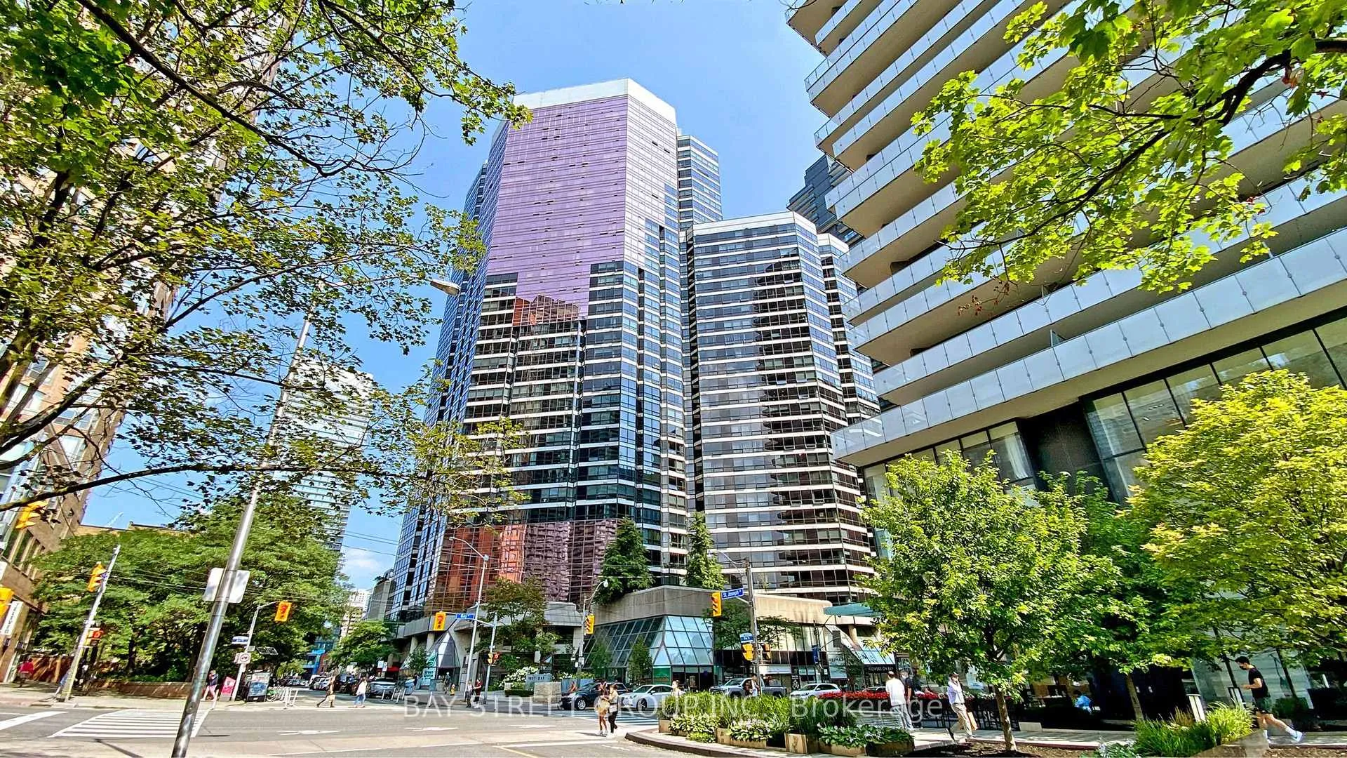 Front of Unit 2203, 1001 Bay Street