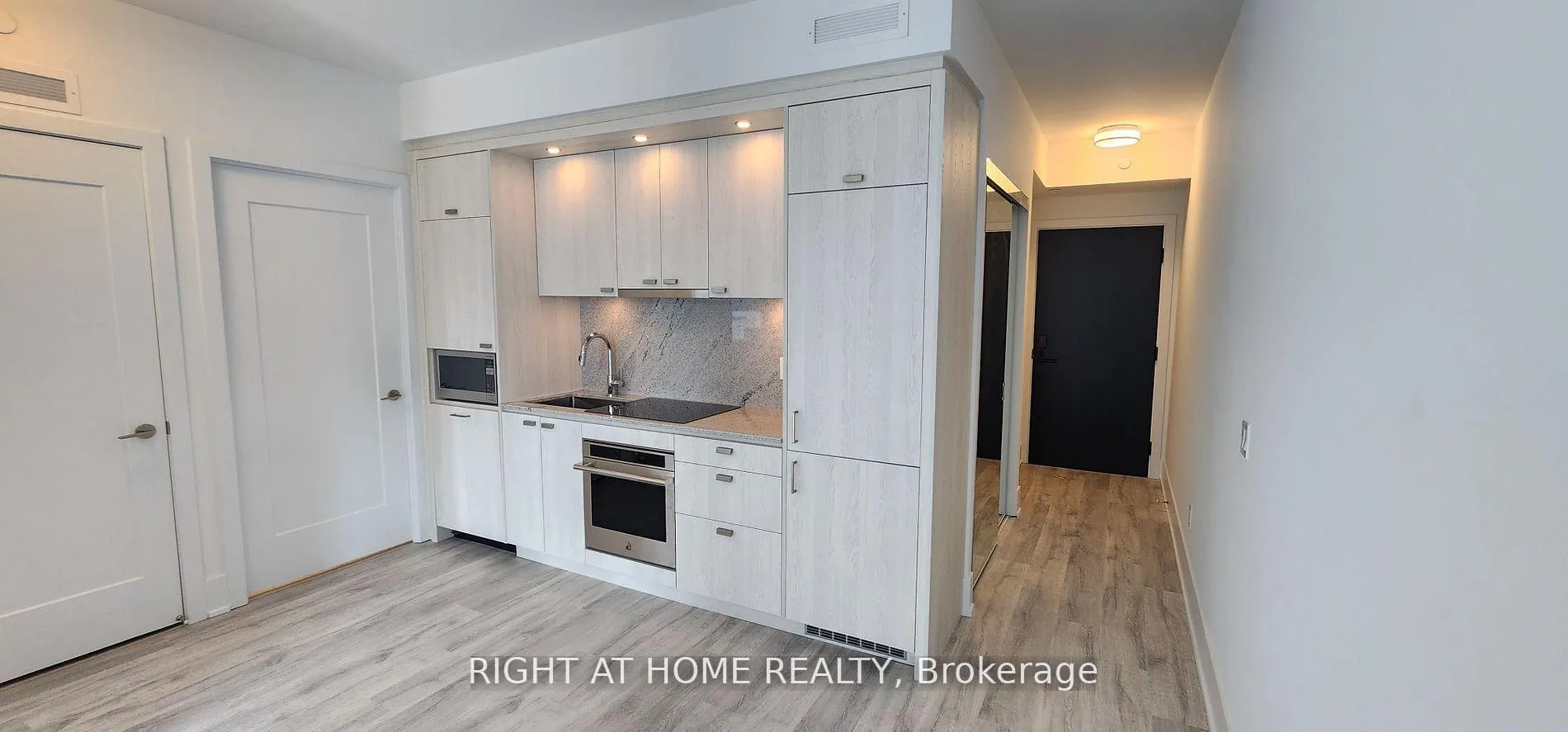 Photo 31 of Unit 1015, 470 Front Street, Toronto, Waterfront Communities — HOMEH