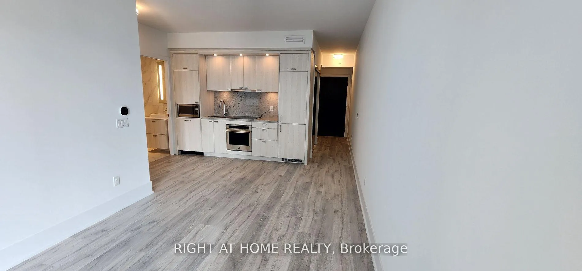 Photo 32 of Unit 1015, 470 Front Street, Toronto, Waterfront Communities — HOMEH