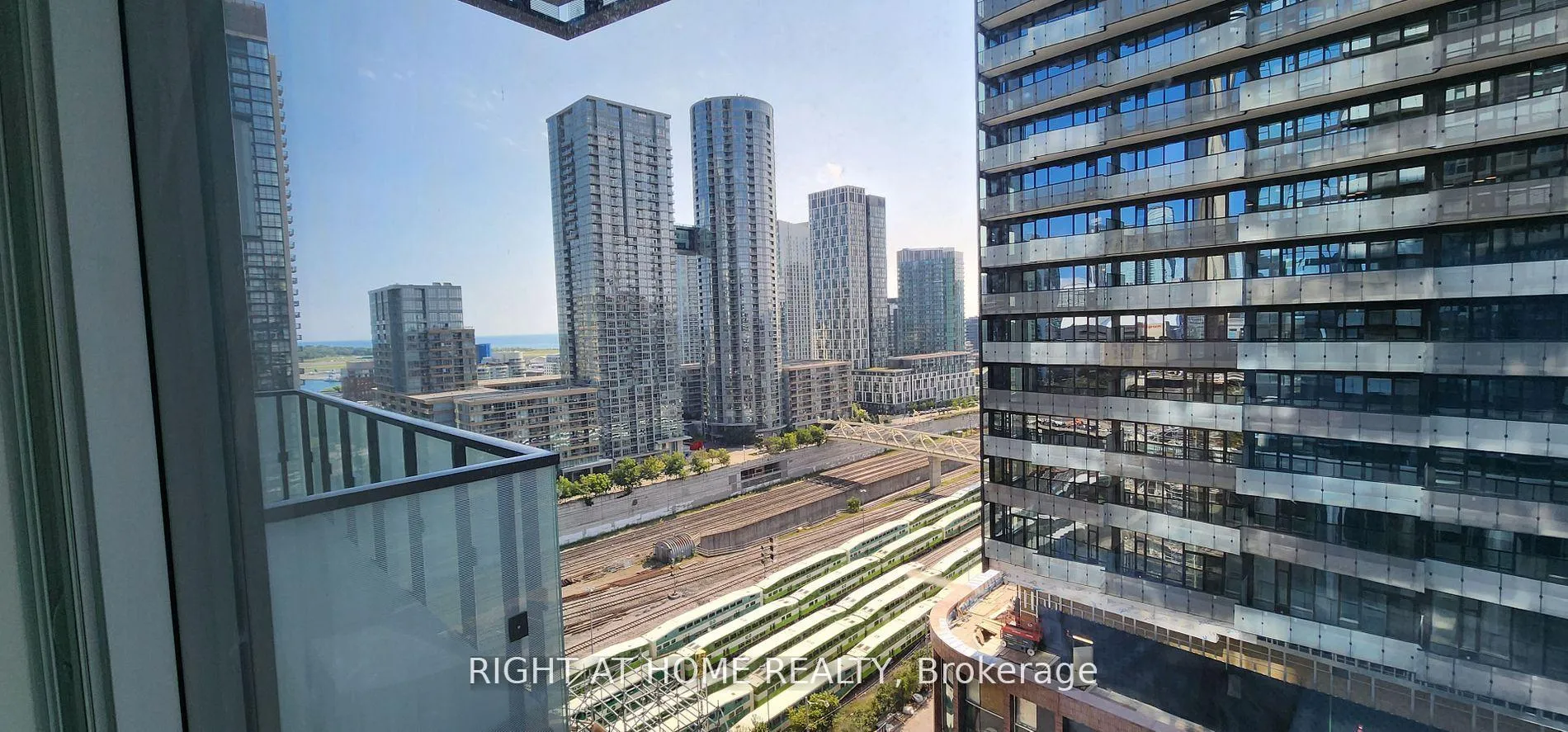 Photo 40 of Unit 1015, 470 Front Street, Toronto, Waterfront Communities — HOMEH