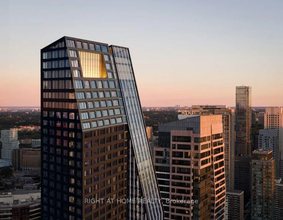 Photo 2 of Unit 2906, 8 Wellesley Street W, Toronto, Bay Street Corridor — HOMEH