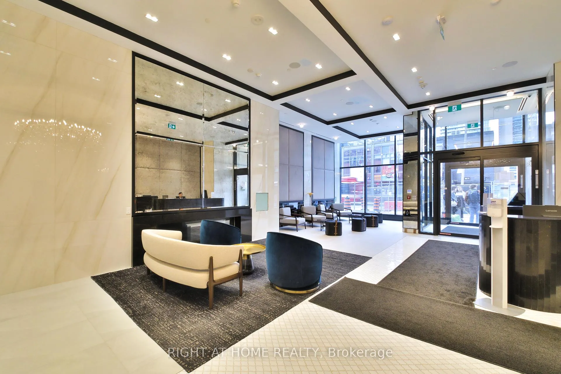 Photo 7 of Unit 2906, 8 Wellesley Street W, Toronto, Bay Street Corridor — HOMEH