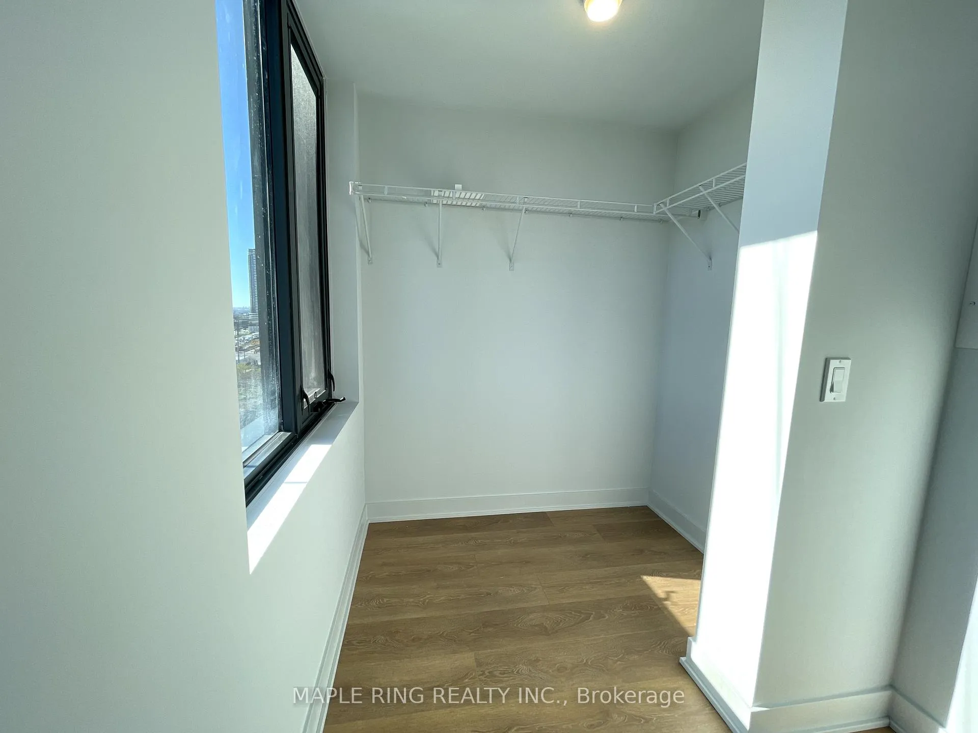 Photo 5 of Unit 707, 2920 Highway 7 Road, Vaughan, Concord — HOMEH