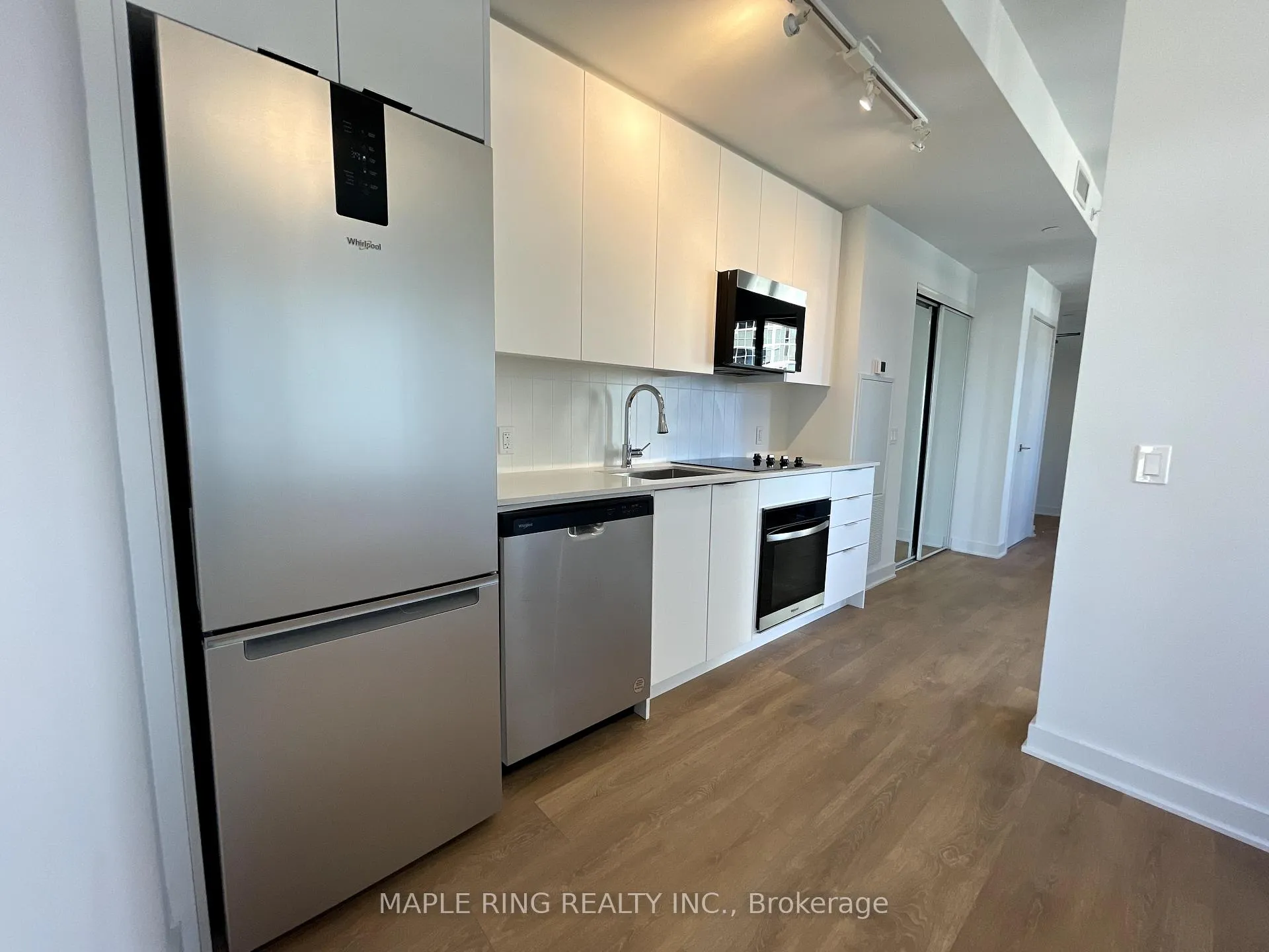 Photo 8 of Unit 707, 2920 Highway 7 Road, Vaughan, Concord — HOMEH
