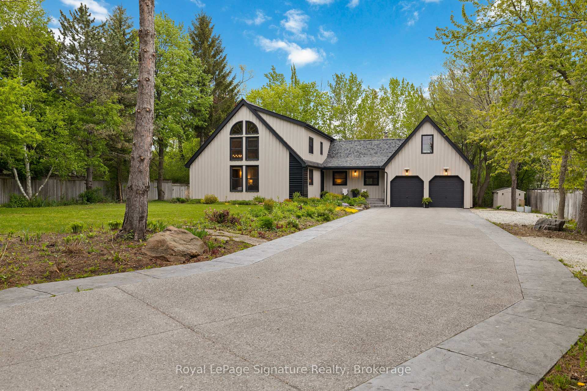 Front of 8302 Poplar Side Road