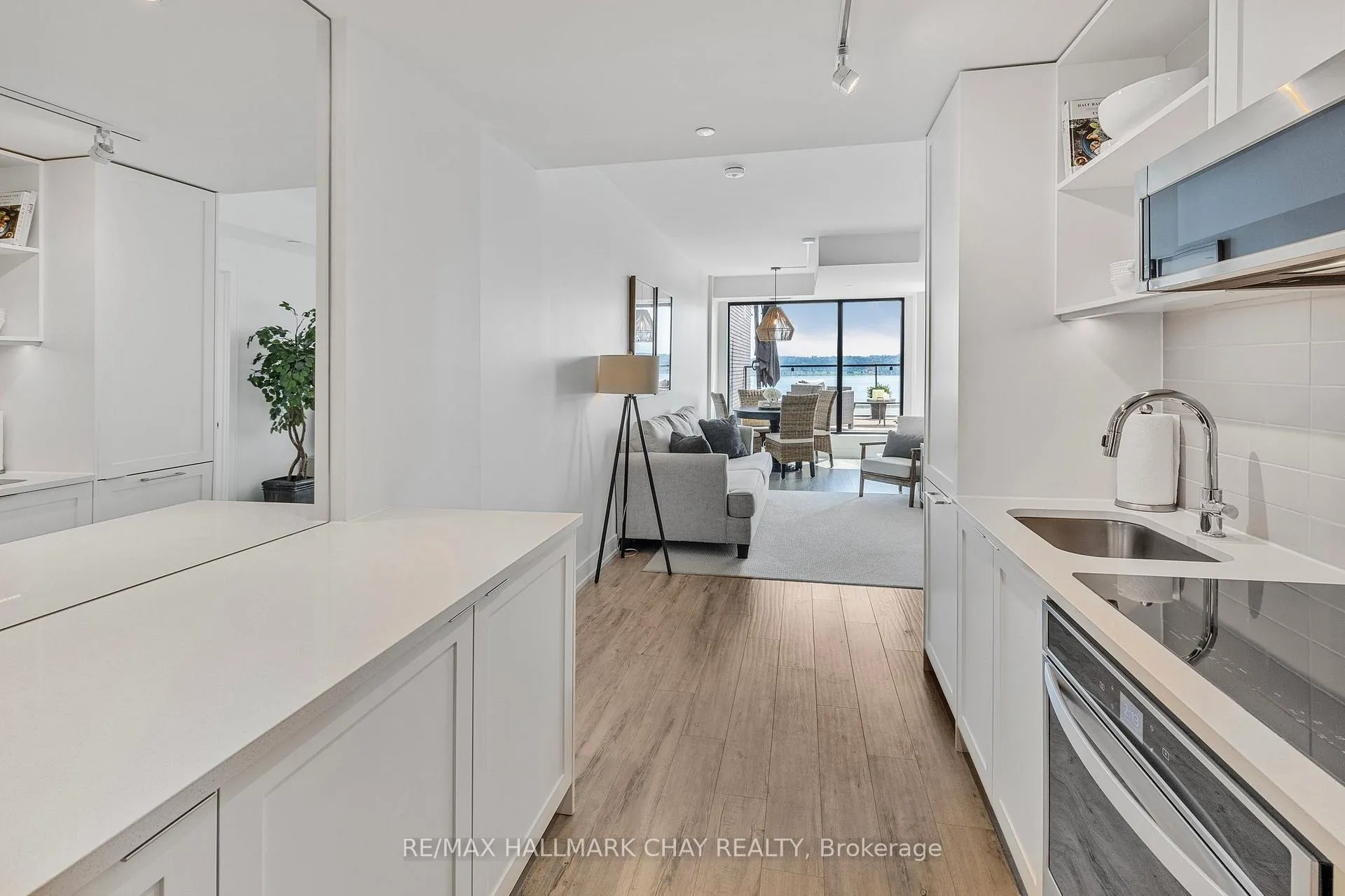 Photo 12 of Unit 410, 185 Dunlop Street E, Barrie, Lakeshore — HOMEH