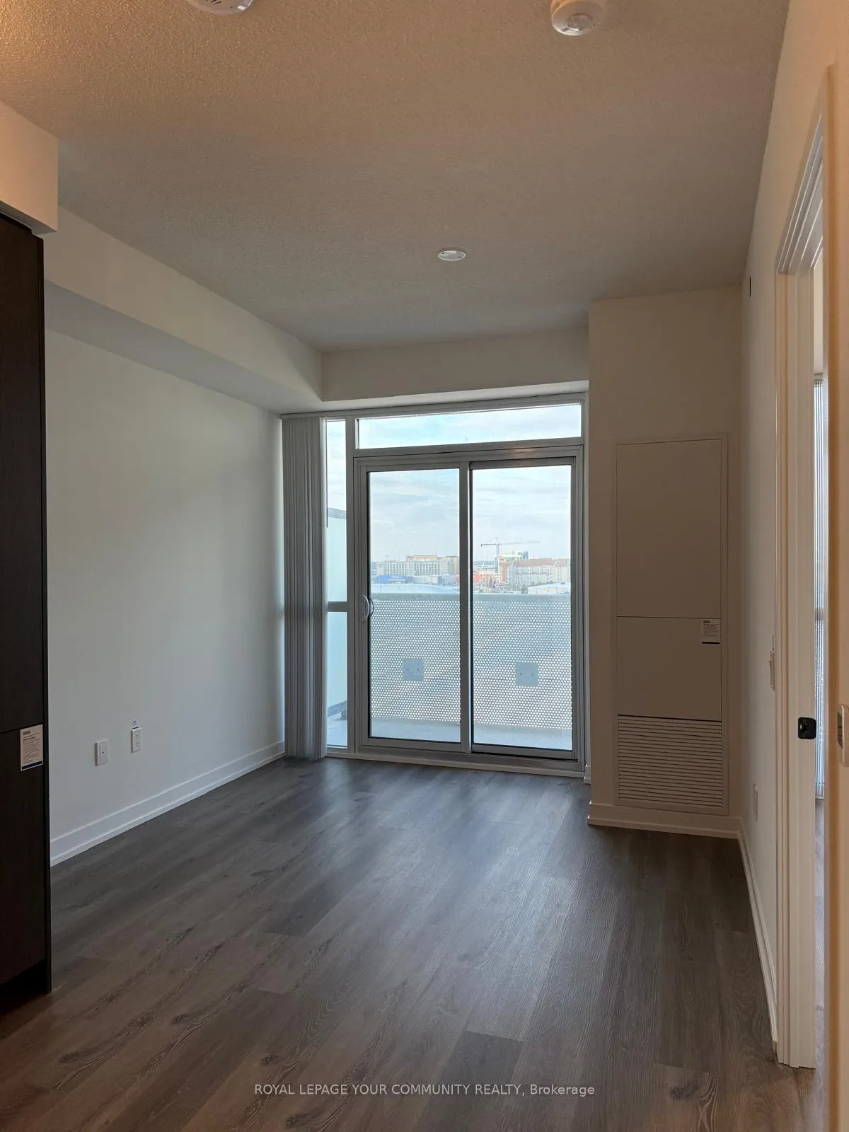 Photo 6 of Unit 711, 195 Commerce Street, Vaughan, Vaughan Corporate Centre — HOMEH