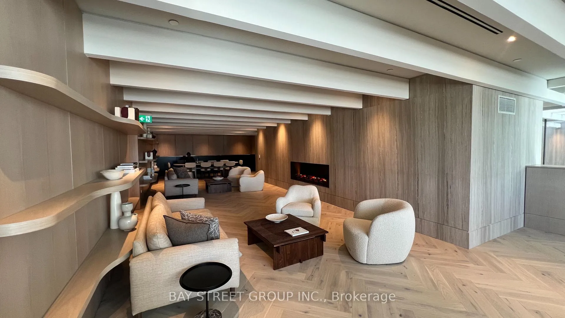 Photo 5 of Unit 1102, 225 Commerce Street, Vaughan, Vaughan Corporate Centre — HOMEH