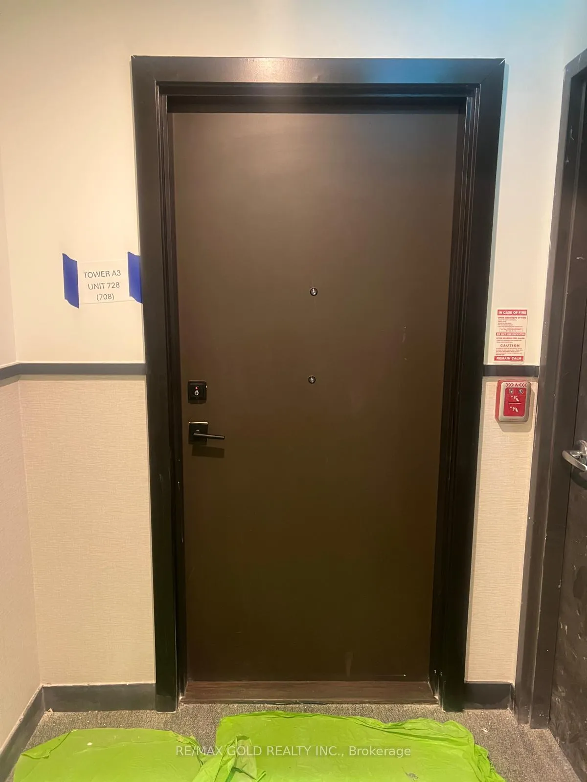 Front of Unit 728, 498 Caldari Road