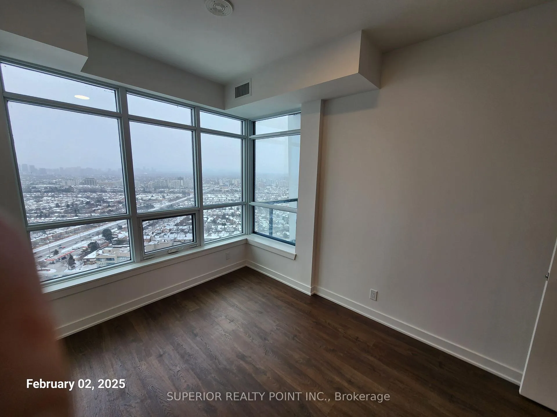 Photo 16 of Unit A3411, 30 Upper Mall Way, Vaughan, Brownridge — HOMEH