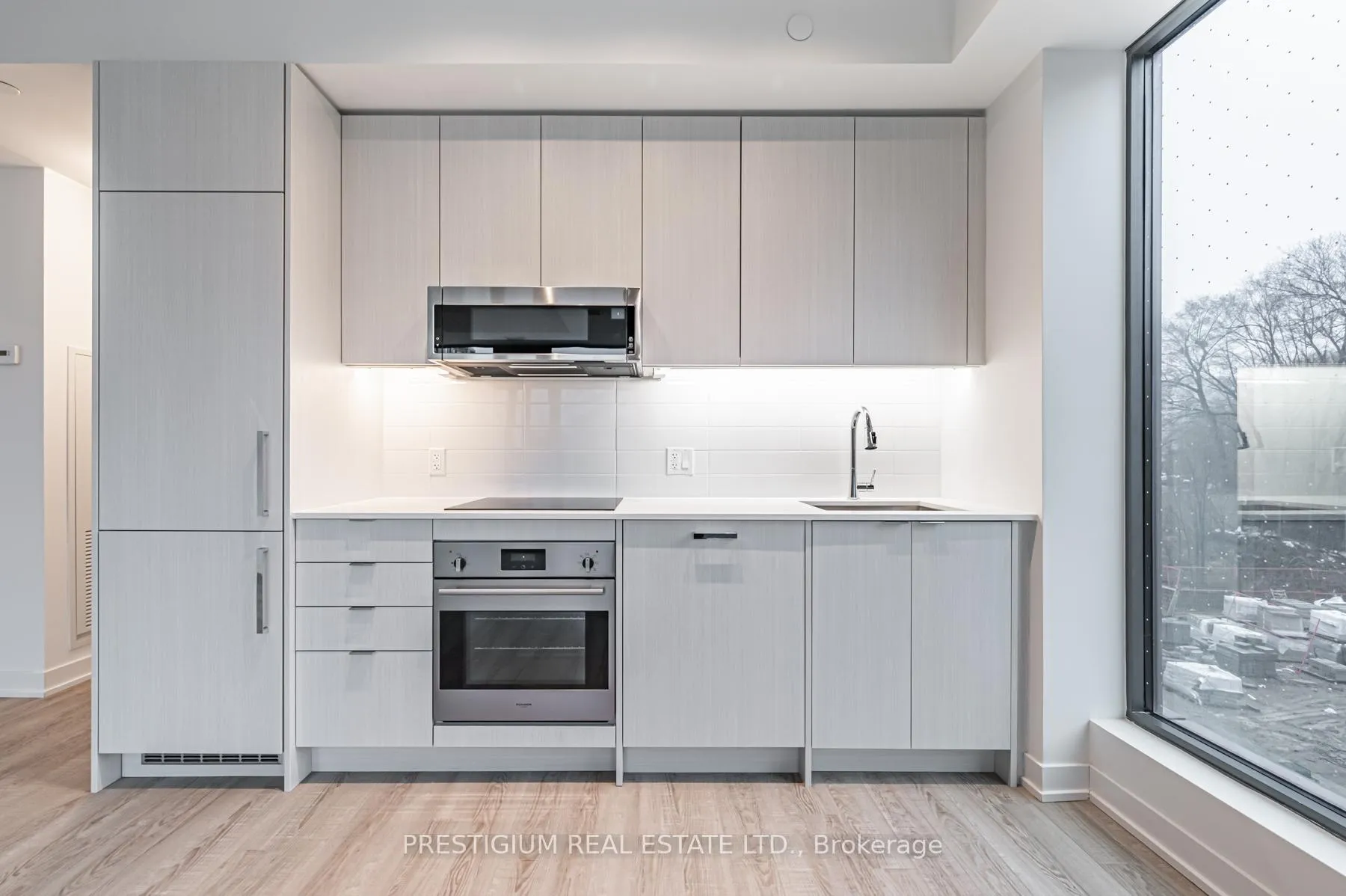 Photo 4 of Unit 216, 250 Lawrence Avenue W, Toronto, Lawrence Park North — HOMEH