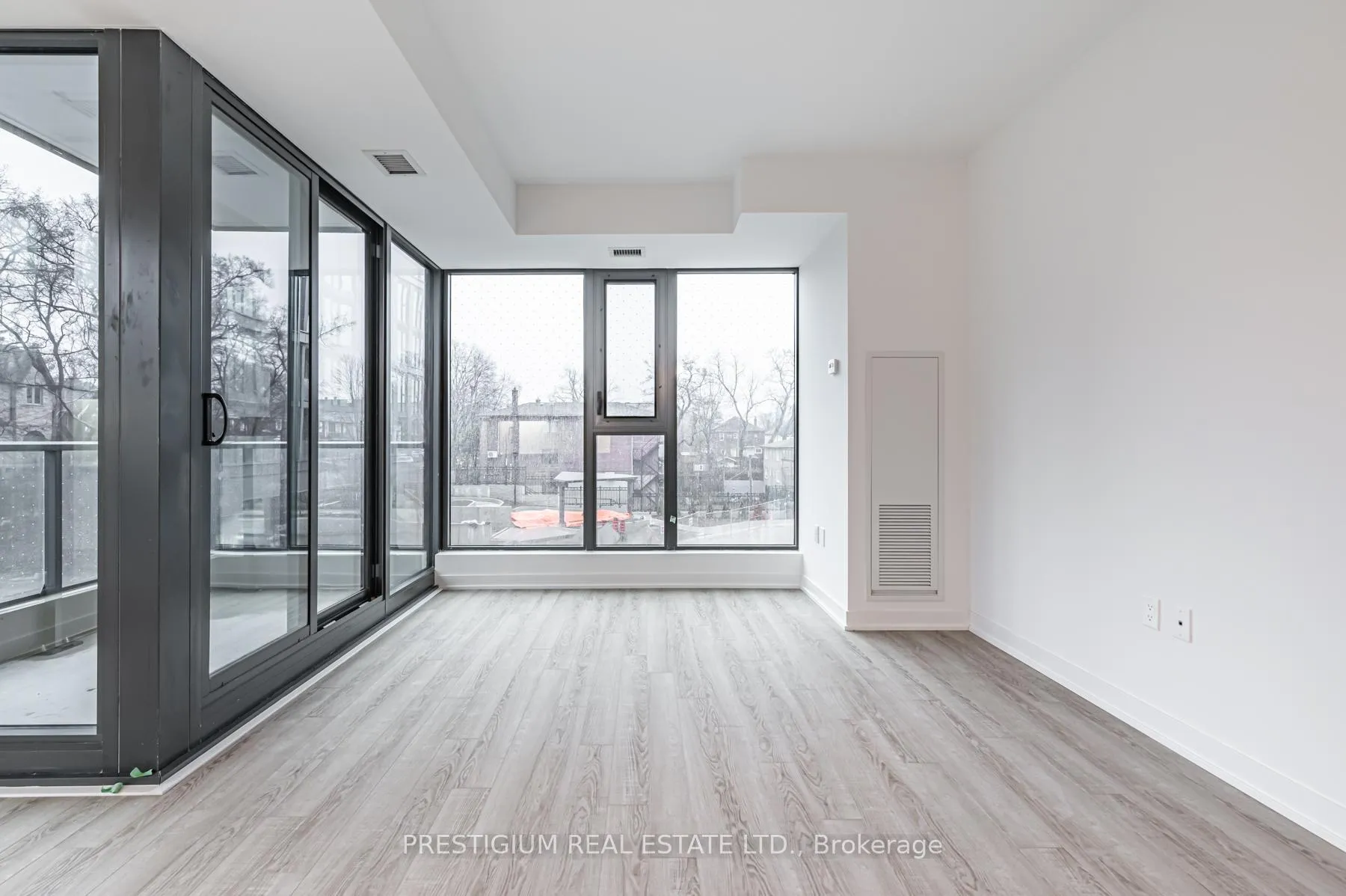 Photo 7 of Unit 216, 250 Lawrence Avenue W, Toronto, Lawrence Park North — HOMEH