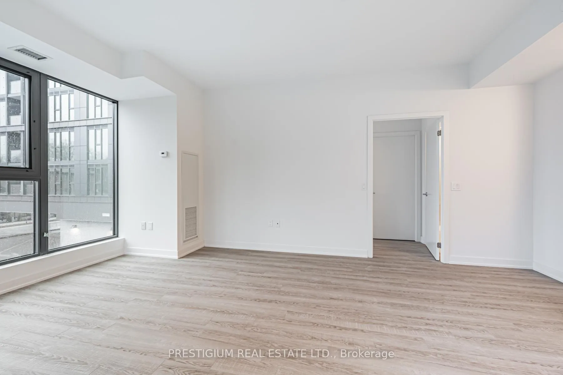 Photo 8 of Unit 216, 250 Lawrence Avenue W, Toronto, Lawrence Park North — HOMEH