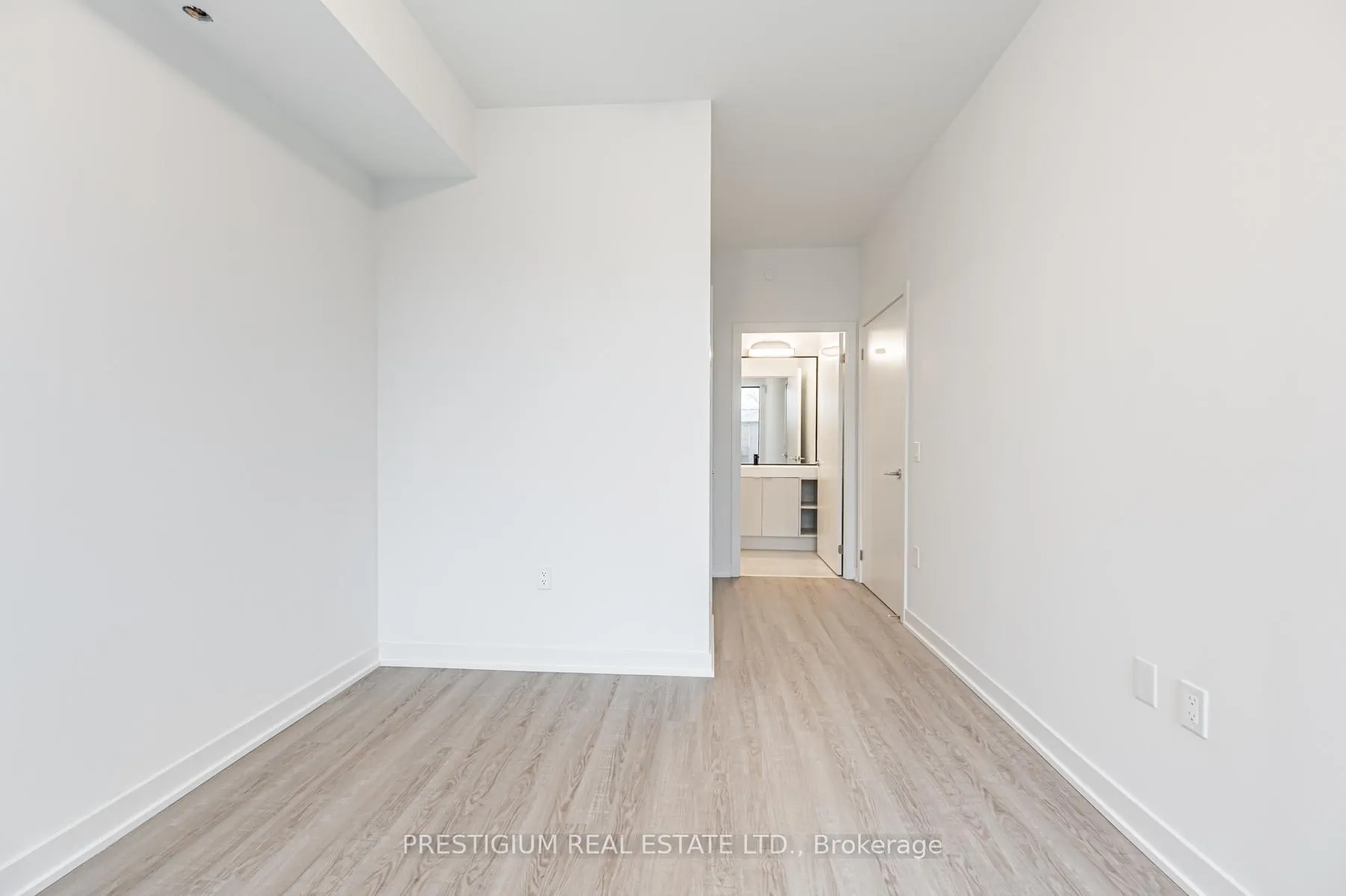 Photo 13 of Unit 216, 250 Lawrence Avenue W, Toronto, Lawrence Park North — HOMEH