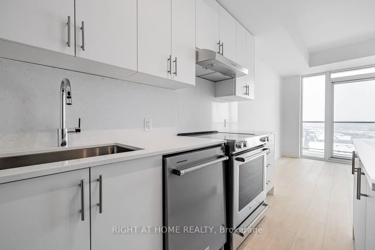 Photo 13 of Unit 1005, 8960 Jane Street, Vaughan, Concord — HOMEH