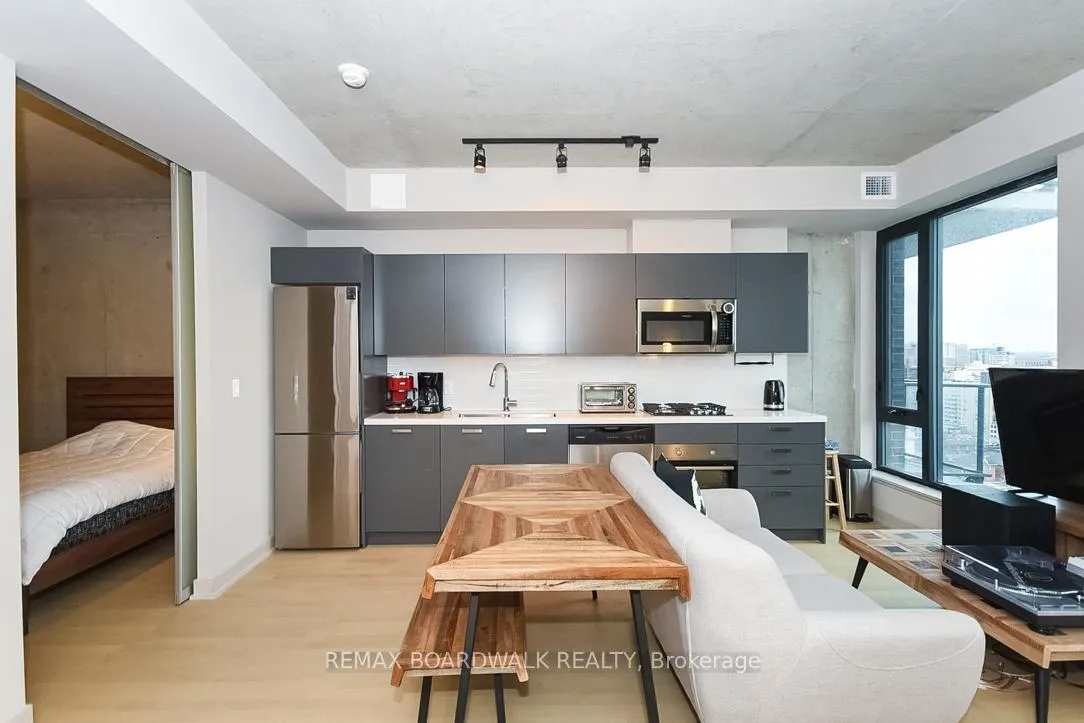 Photo 4 of Unit 1709, 203 Catherine Street, Ottawa, Ottawa Centre — HOMEH