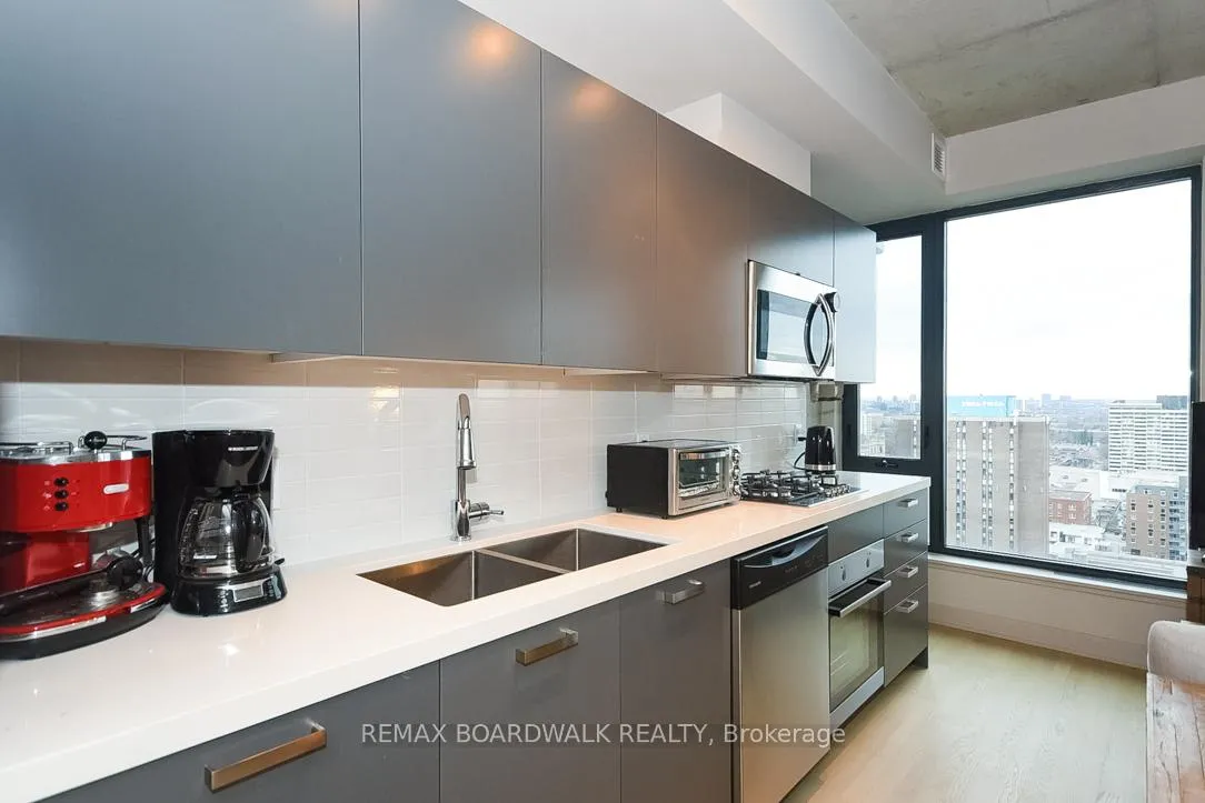 Photo 10 of Unit 1709, 203 Catherine Street, Ottawa, Ottawa Centre — HOMEH