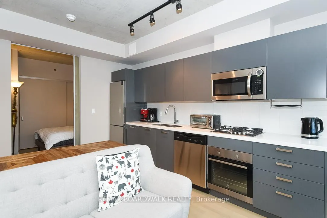 Photo 11 of Unit 1709, 203 Catherine Street, Ottawa, Ottawa Centre — HOMEH