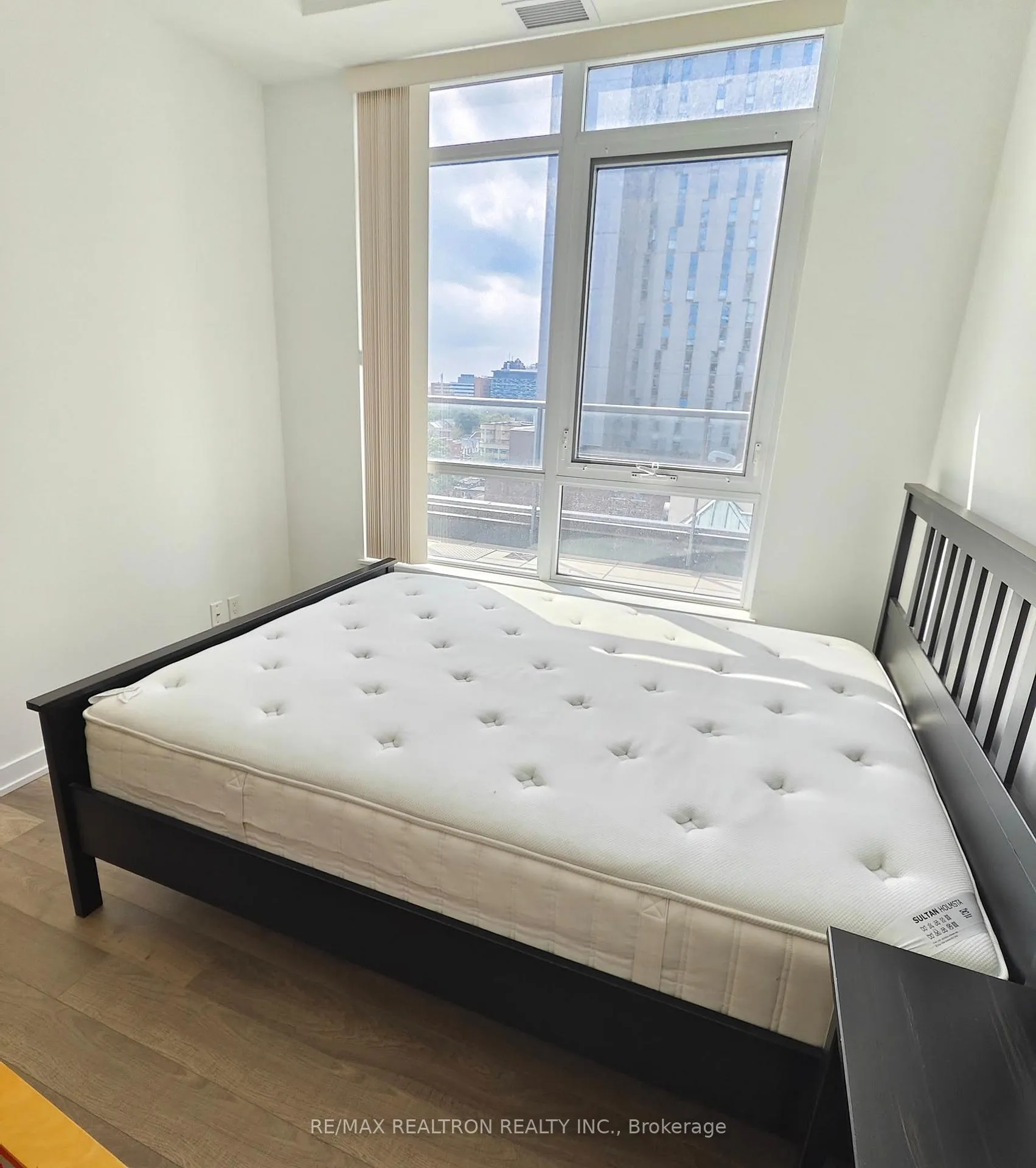 Photo 17 of Unit 903, 181 Huron Street, Toronto, University — HOMEH