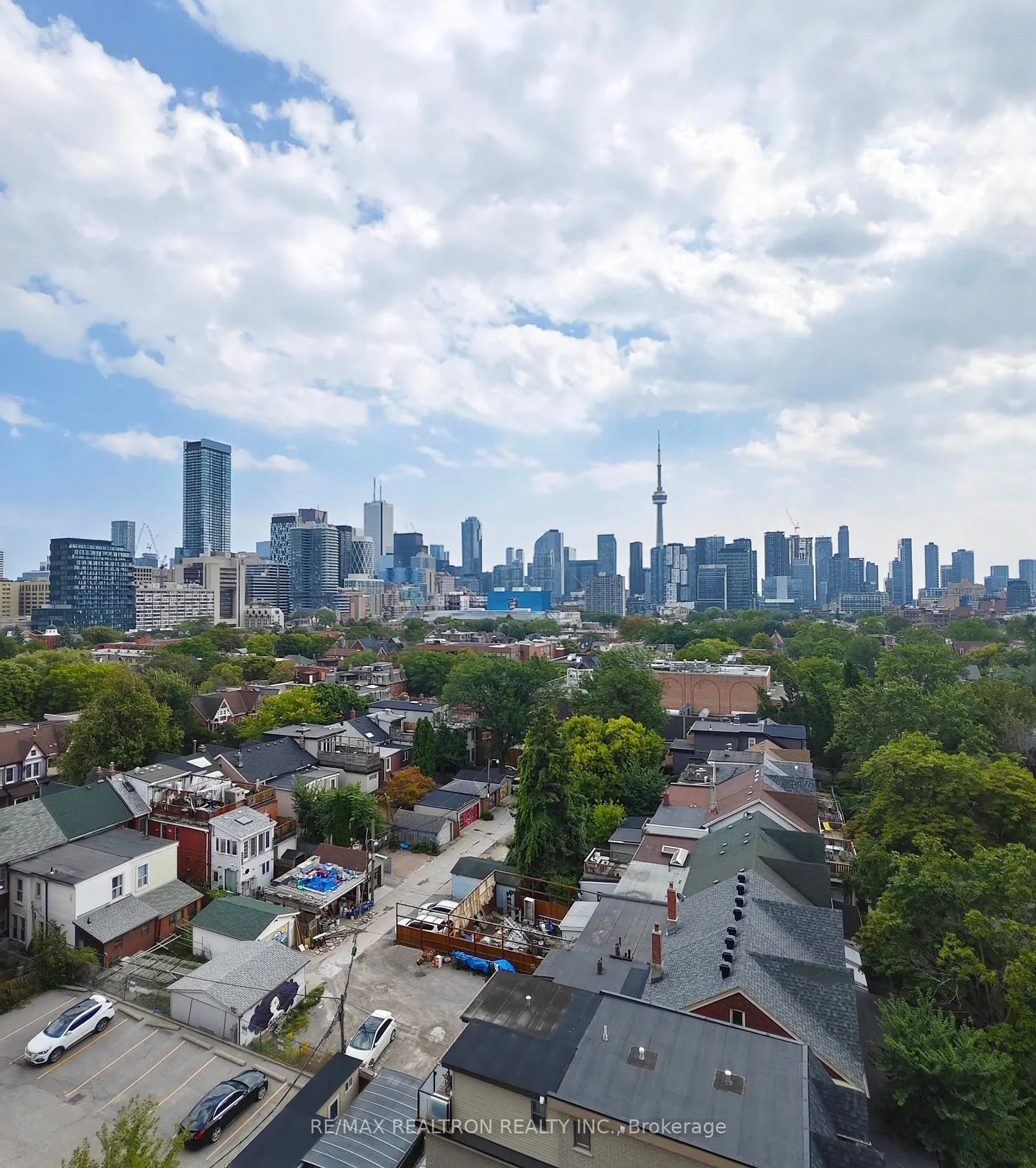 Photo 23 of Unit 903, 181 Huron Street, Toronto, University — HOMEH