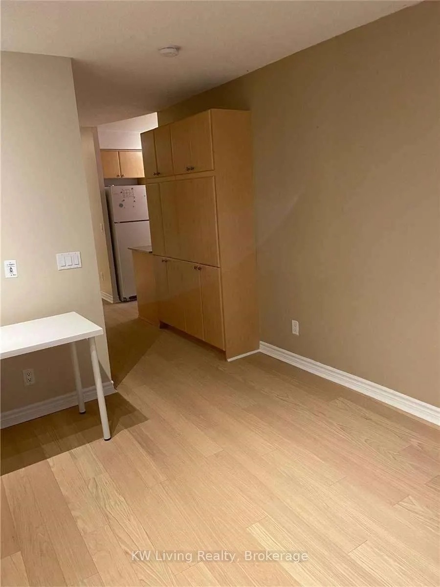 Photo 10 of Unit 1607, 763 Bay Street, Toronto, Bay Street Corridor — HOMEH