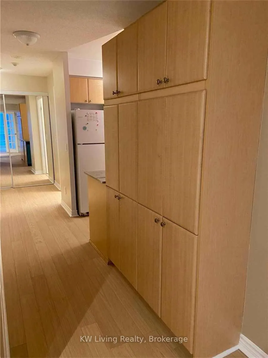Photo 11 of Unit 1607, 763 Bay Street, Toronto, Bay Street Corridor — HOMEH