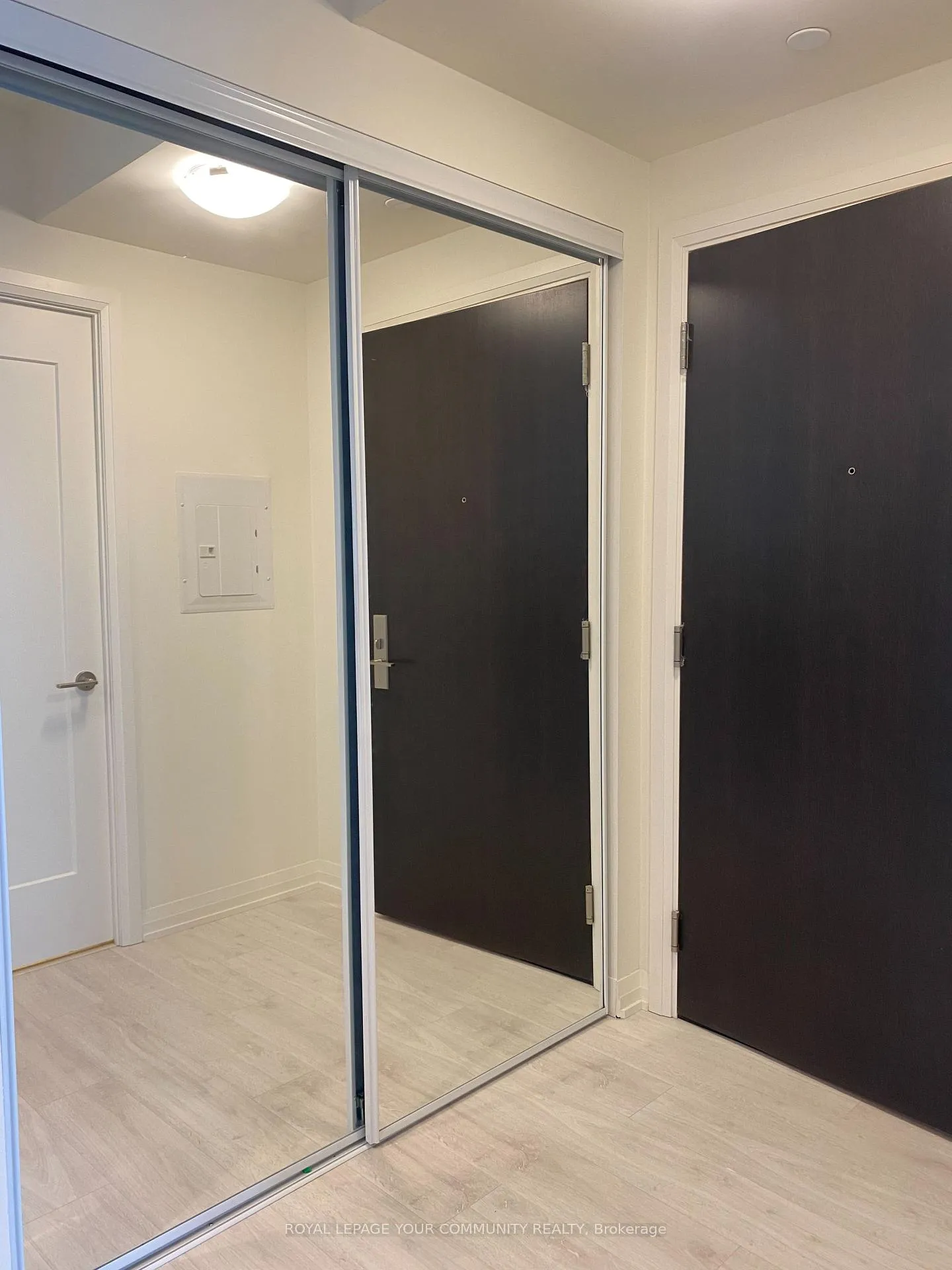 Photo 2 of Unit 1912, 9000 Jane Street, Vaughan, Concord — HOMEH