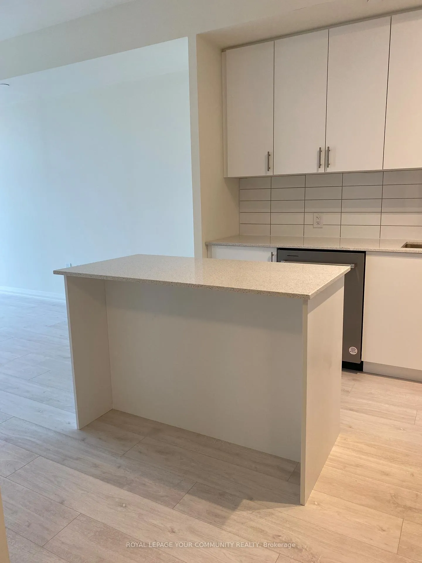 Photo 5 of Unit 1912, 9000 Jane Street, Vaughan, Concord — HOMEH