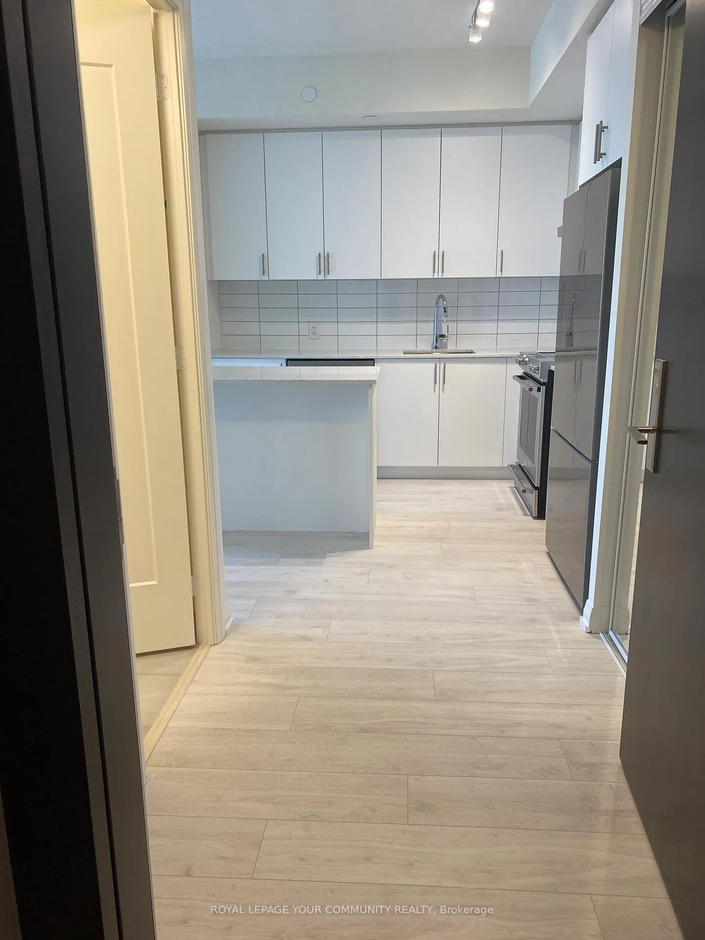Photo 6 of Unit 1912, 9000 Jane Street, Vaughan, Concord — HOMEH